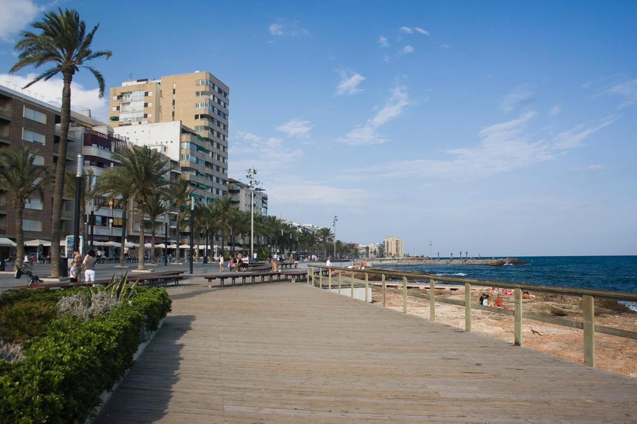 Homely Apartments Radio Murcia Torrevieja Exterior foto